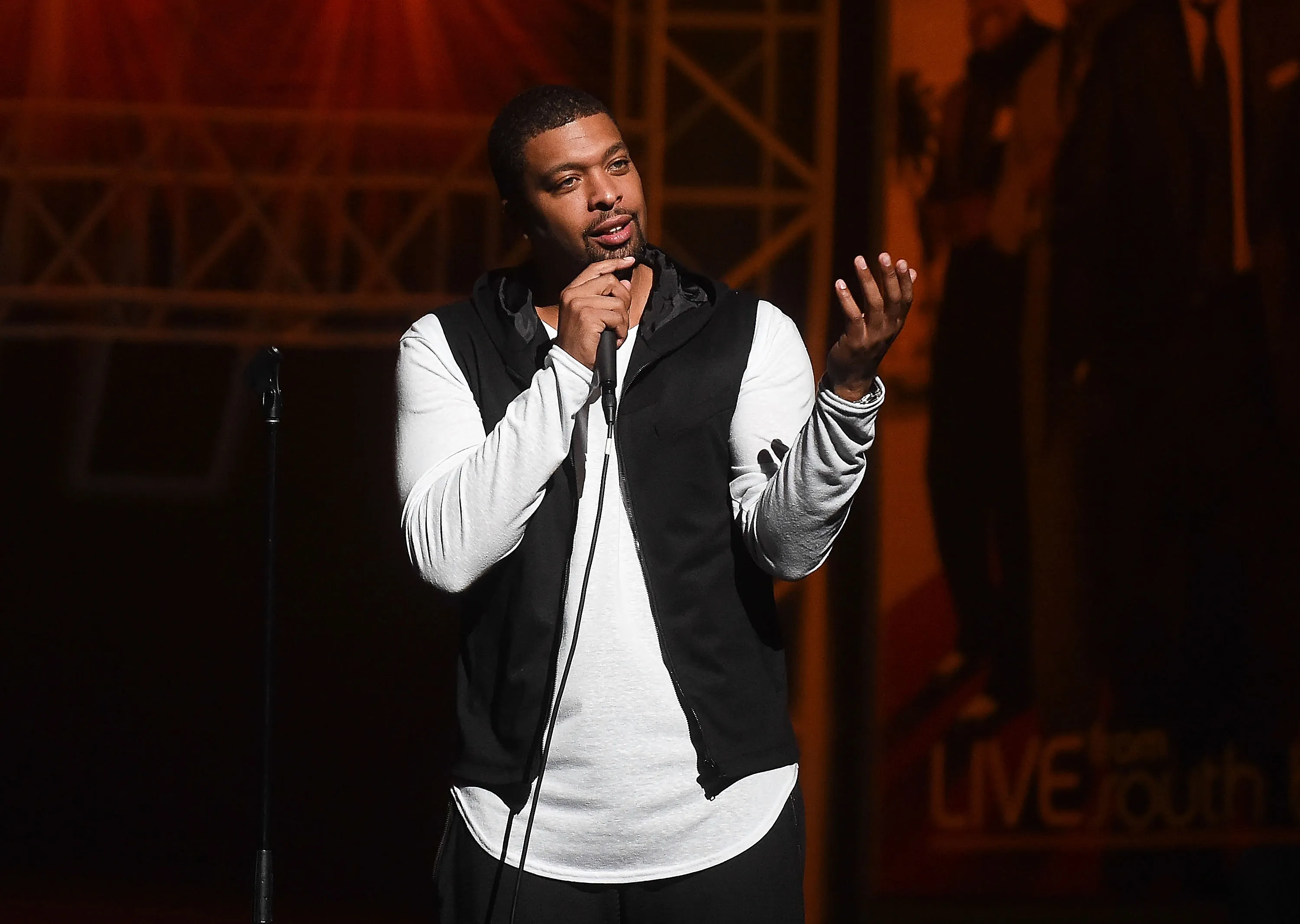 DeRay Davis playing live